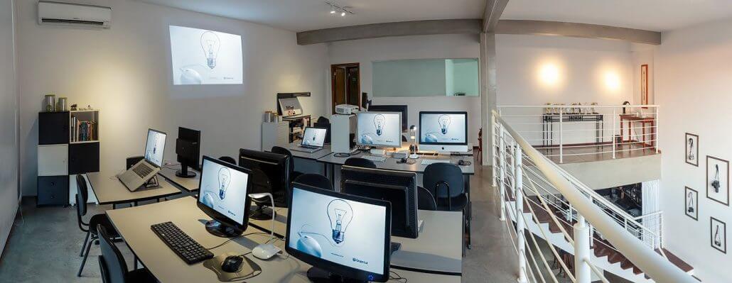 Grupo-Luz-imagem-da-lab-de-edicao